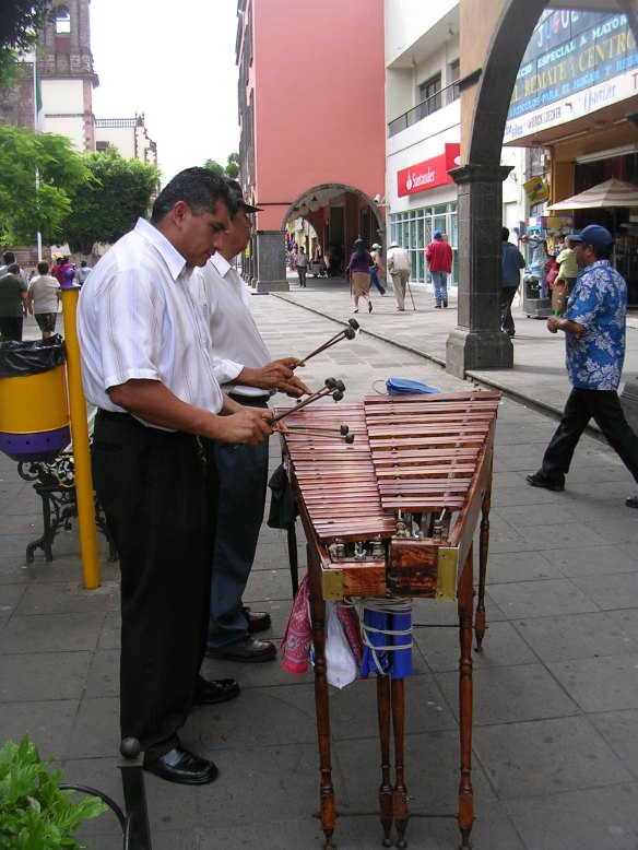 Zamora, música na rúa a catro mans
